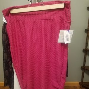 LuLaRoe brand new pink Cassie skirt